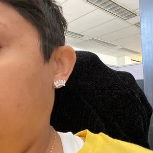 NWOT Pair of sterling silver earrings